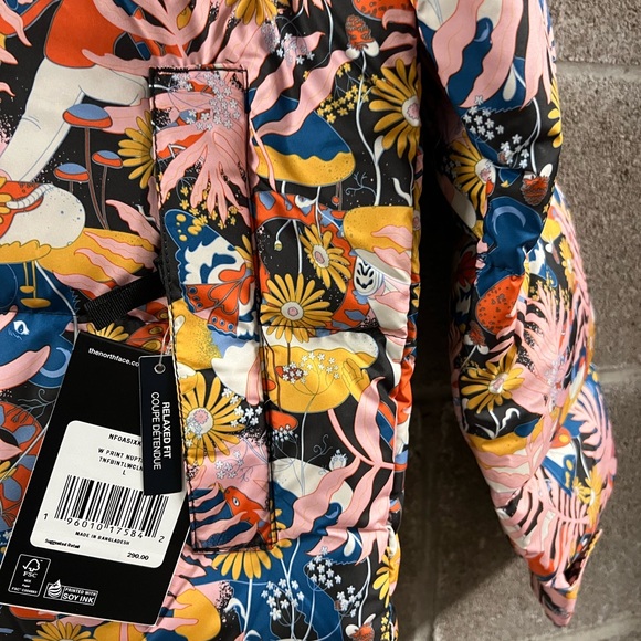 The‎ North Face Women’s 1996 Retro Nuptse Jacket - NWT - Picture 11 of 14